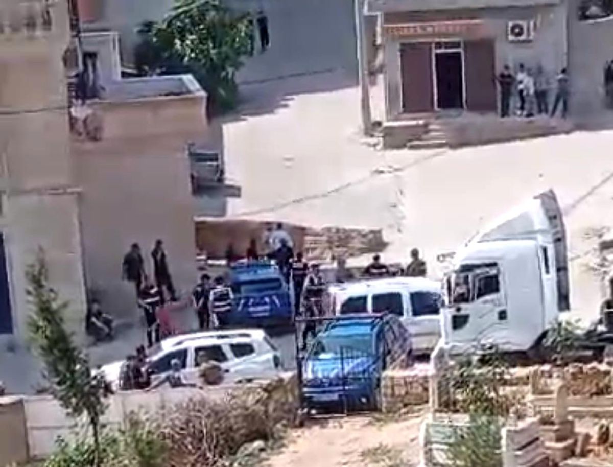 Mardin'de Akraba Aileler Arasında Silahlı Kavga: 1 Ölü, 14 Yaralı