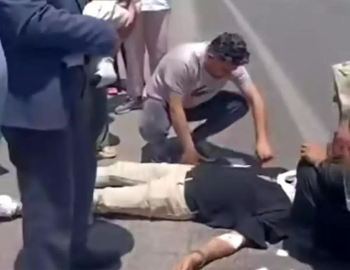 Van'da Trafik Kazası: 3 Yaralı