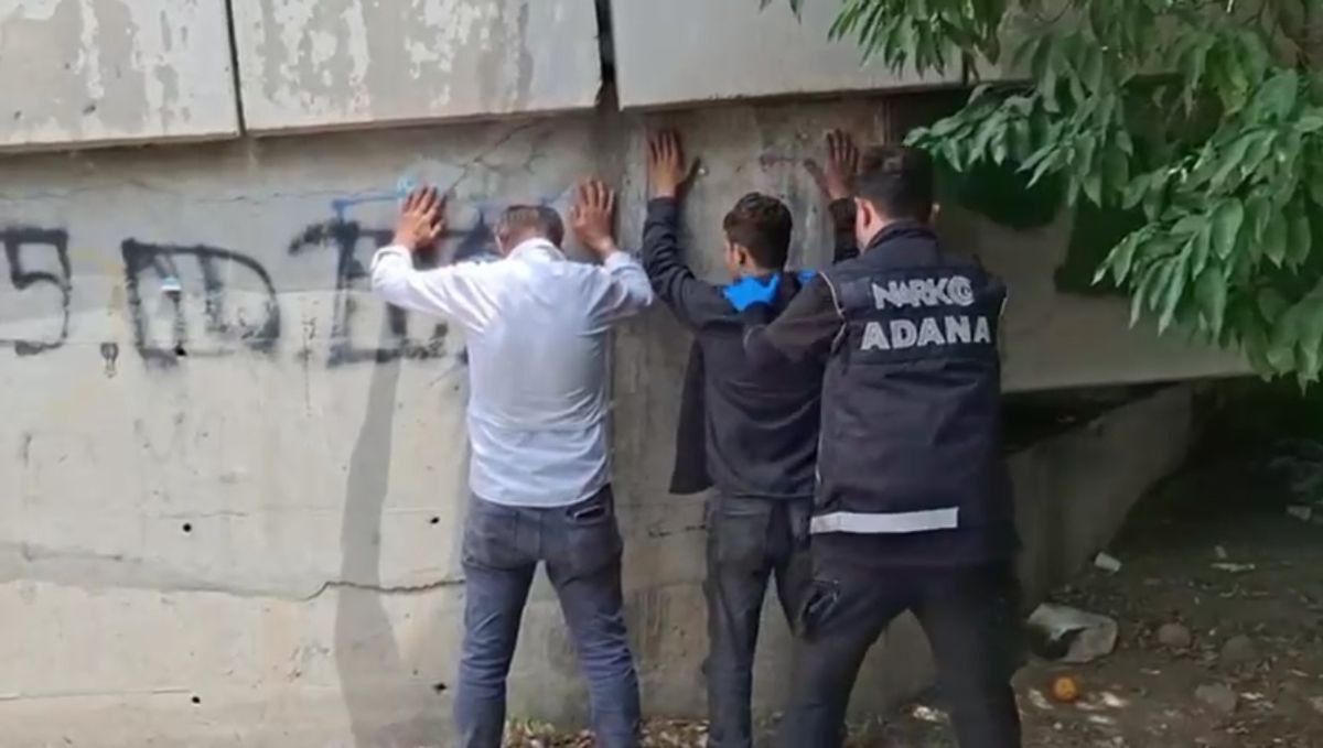 Adana'da Uyuşturucu Operasyonu: 45 Kişi Suçüstü Yakalandı