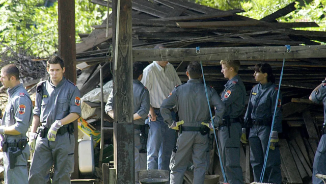 Avusturya'da ortaokula silahlı saldırı! En az 9 kişi hayatını kaybetti