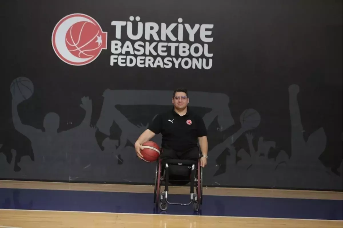 Bağcılar'ın Başantrenörü Emrah Elban, U23 Tekerlekli Sandalye Basketbol Milli Takımı'nda