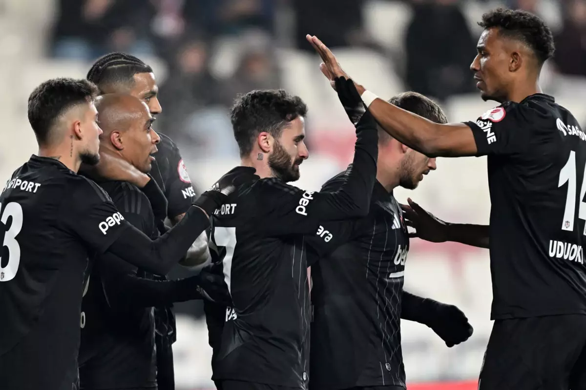 Beşiktaş'ın hazırlık kampındaki rakipleri açıklandı