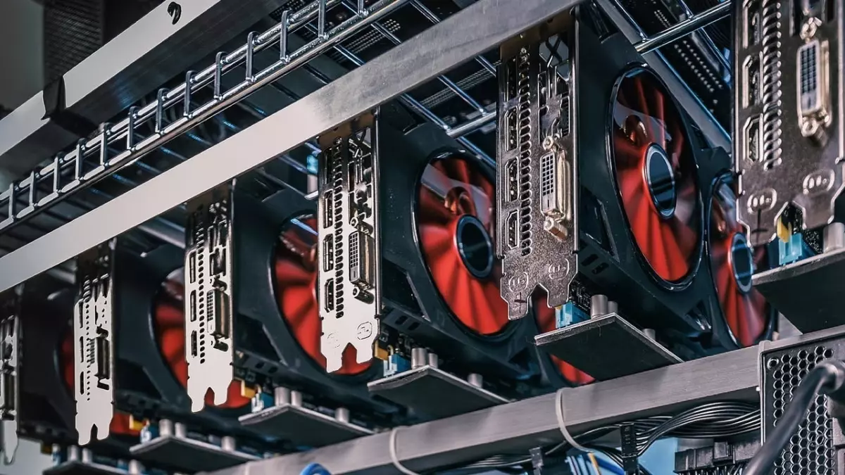 Bitcoin madencilik devinden beklenmedik hamle