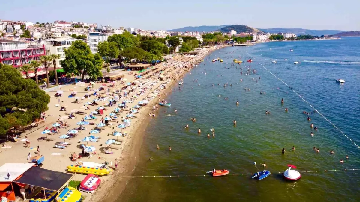 Erdek'te Bayram Yoğunluğu: Plajlar Dolu Taşdı