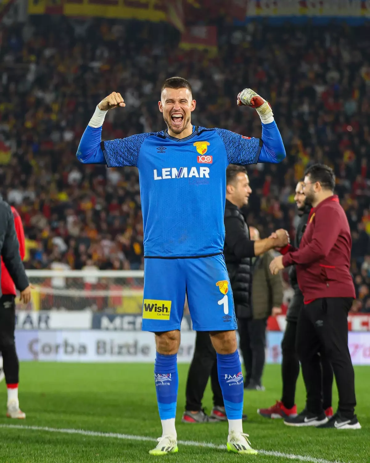 Göztepe'nin Kalecisi Mateusz Lis'e Talipler Yağdı
