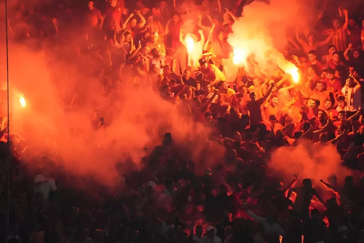 İstanbul'dan ev bakıyorlar! Dünyaca ünlü futbolcu Galatasaray'a 'Evet' dedi