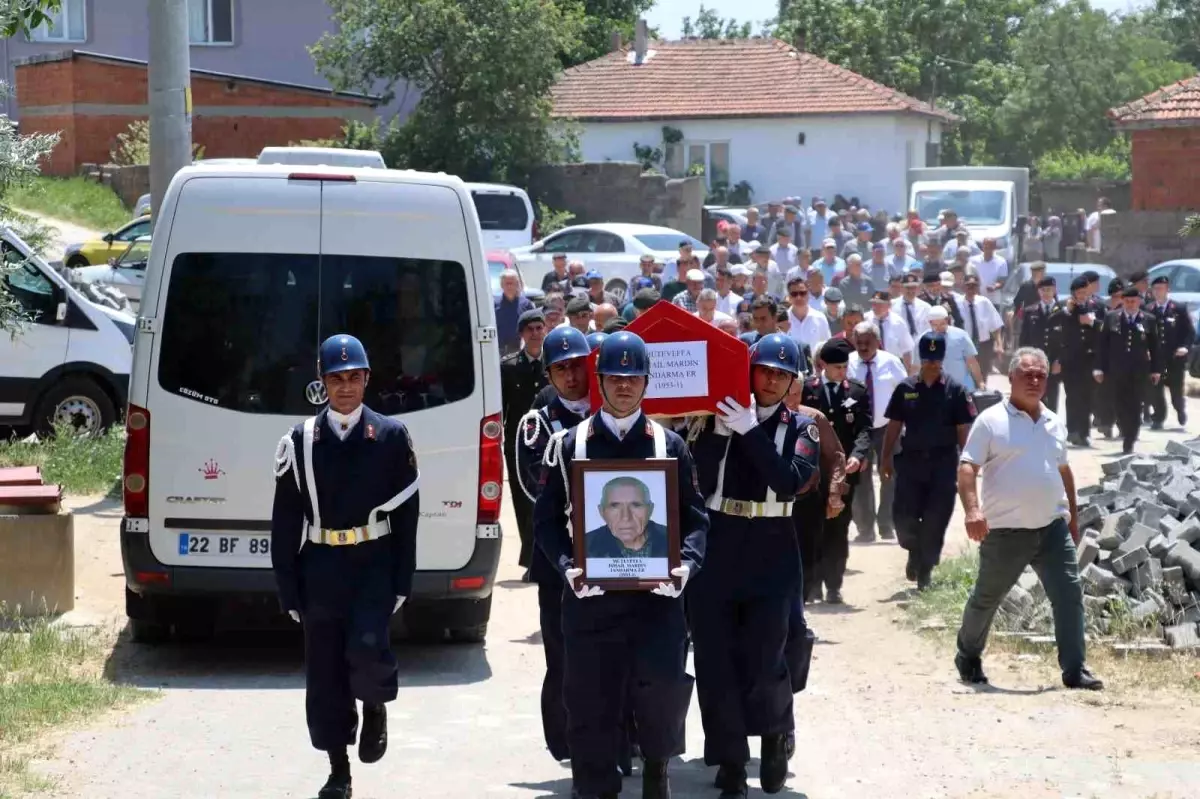 Edirne'de Kıbrıs Gazisi İsmail Mardin Son Yolculuğuna Uğurlandı