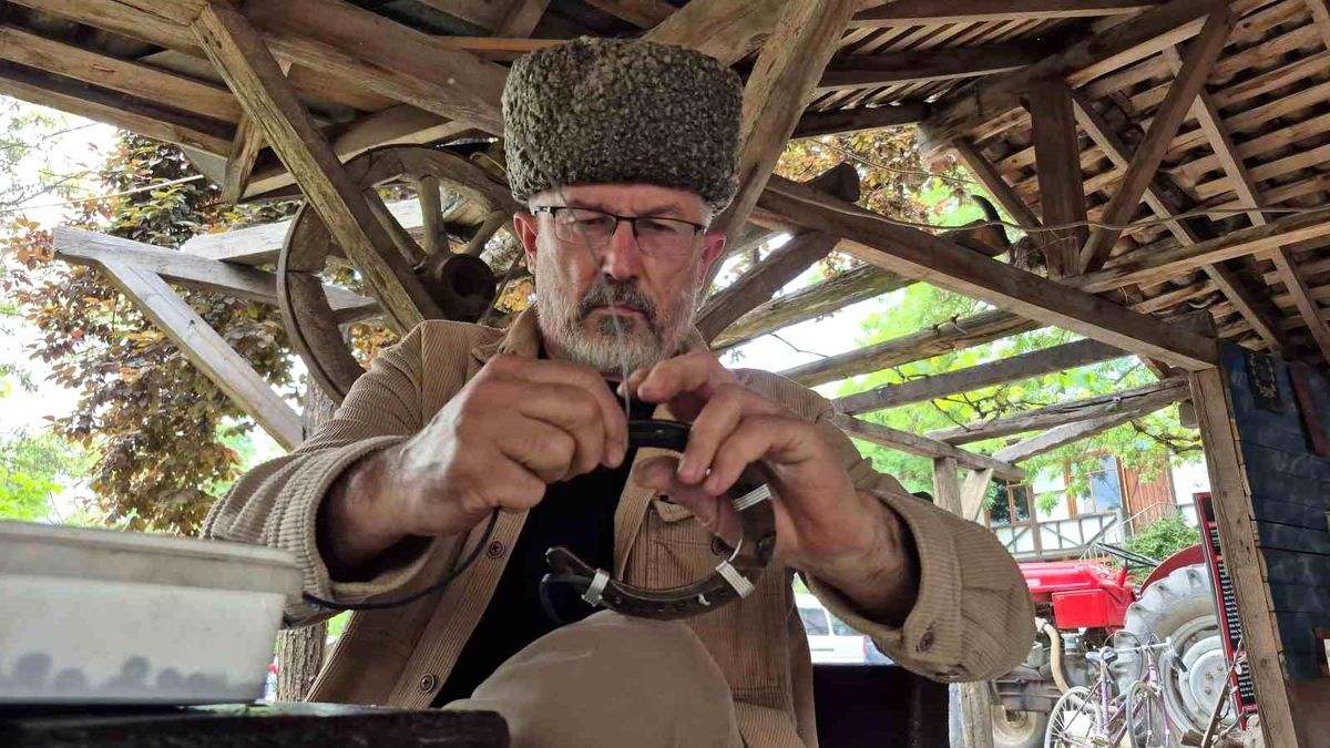 Düzce'de at nallarından sanata dönüşen eşsiz eserler
