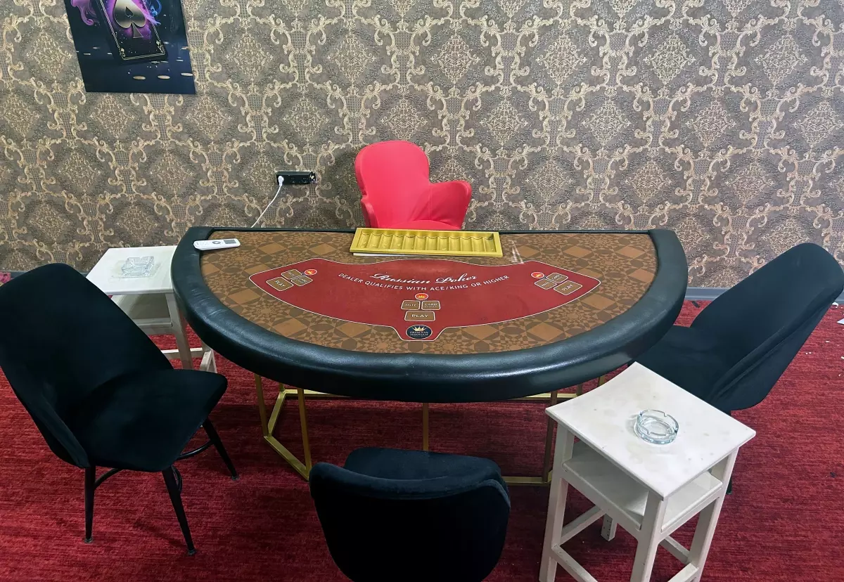 Adana'da özel okulun bitişiğinde kumarhane operasyonu: 5 tutuklama