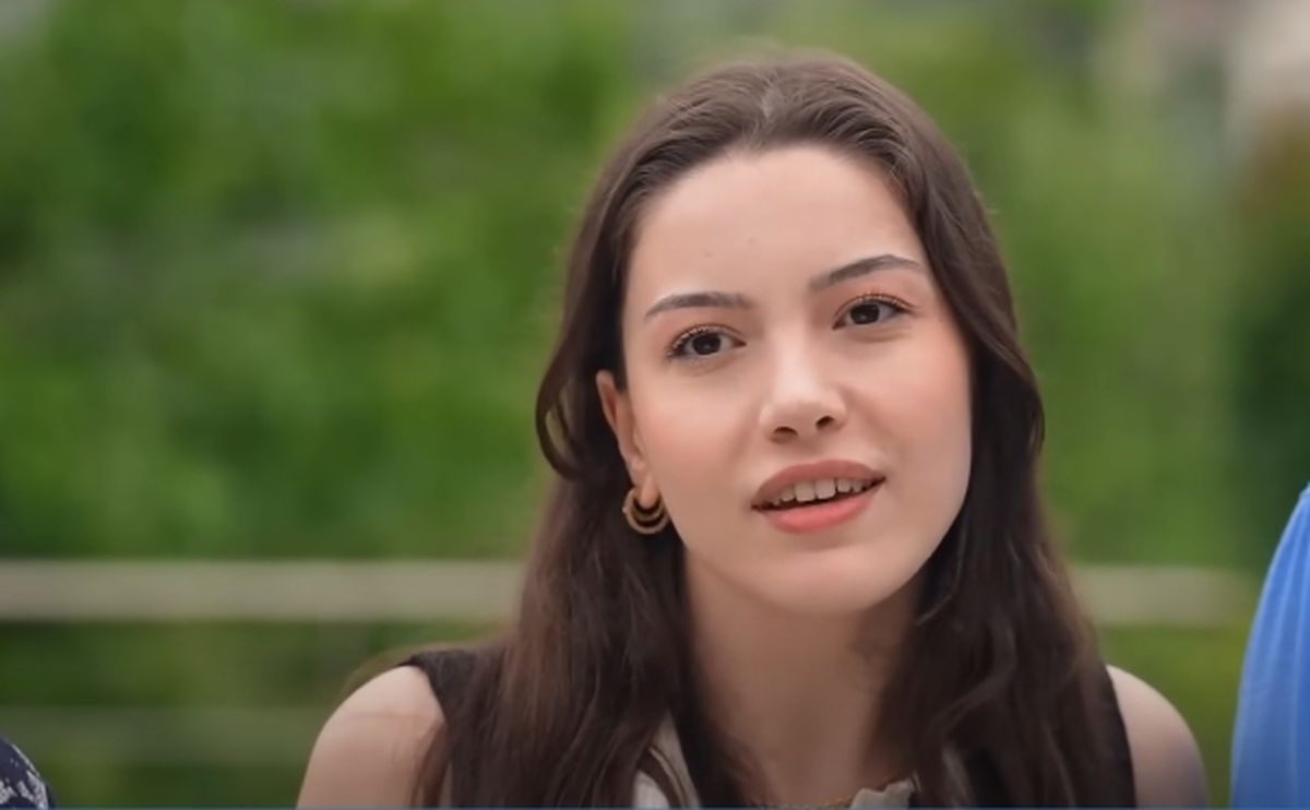 Yemekteyiz Kübra kimdir? Zuhal Topal'la Yemekteyiz Kübra Hanım kaç yaşında, nereli?