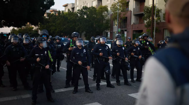 Chaos is escalating in the USA! A curfew has been declared in Los Angeles