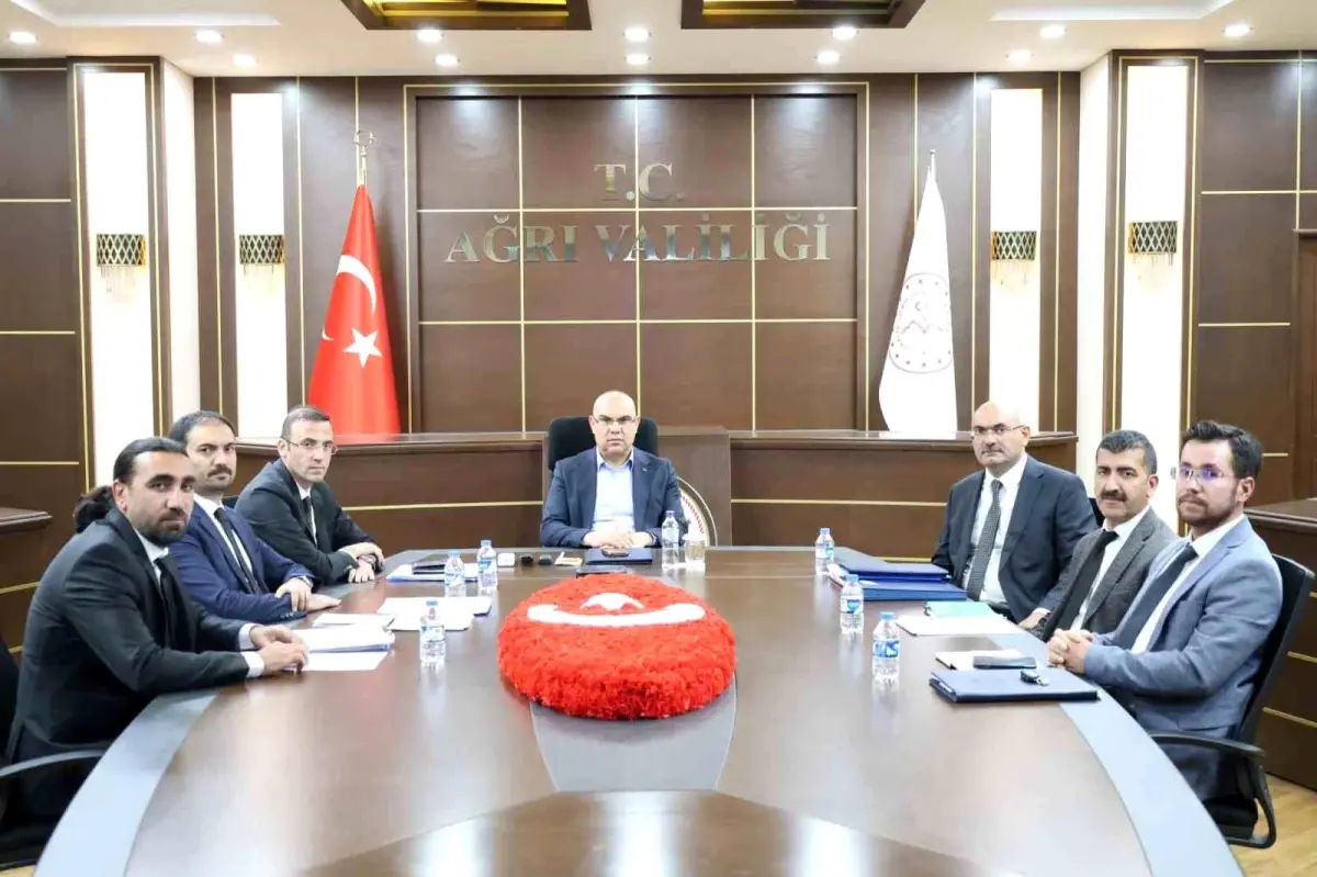 Ağrı'da Haftalık Çalışma Grubu Toplantısı Gerçekleştirildi