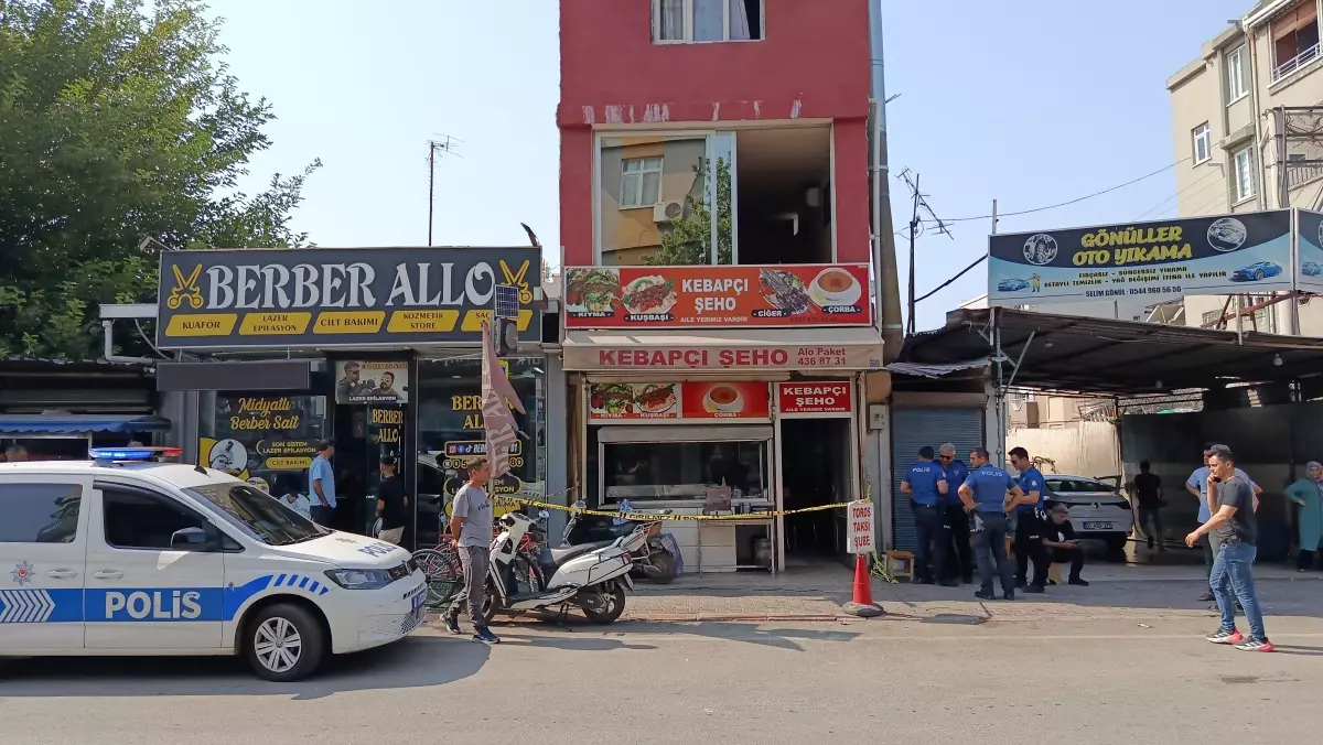 Adana'da Oğul, Bulaşıkçı Annesini Bıçaklayarak Öldürdü