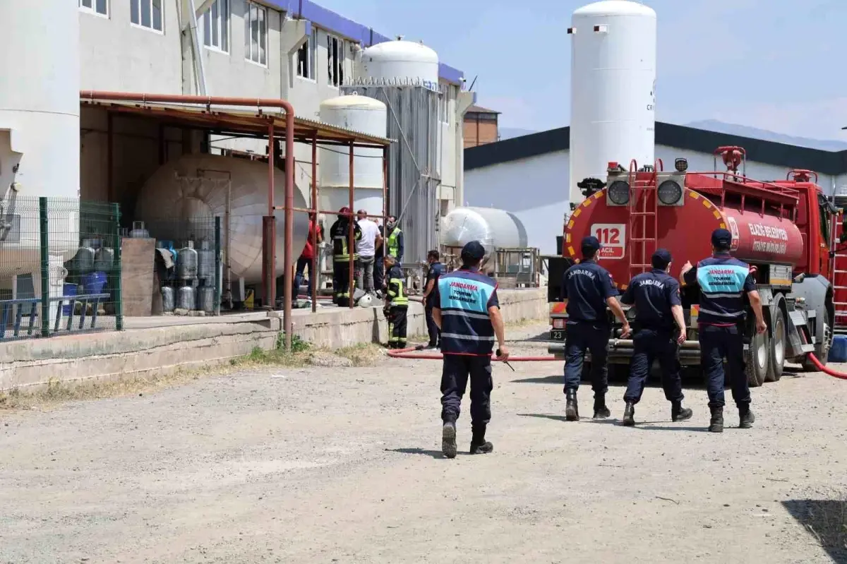 Elazığ'da Oksijen ve Asetilen Dolum Tesisinde Patlama