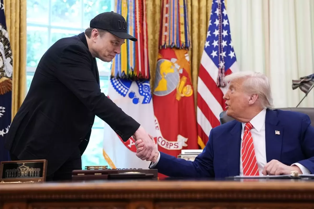 Elon Musk'tan geri adım: Trump'a aleyhinde söylediklerim için pişmanım
