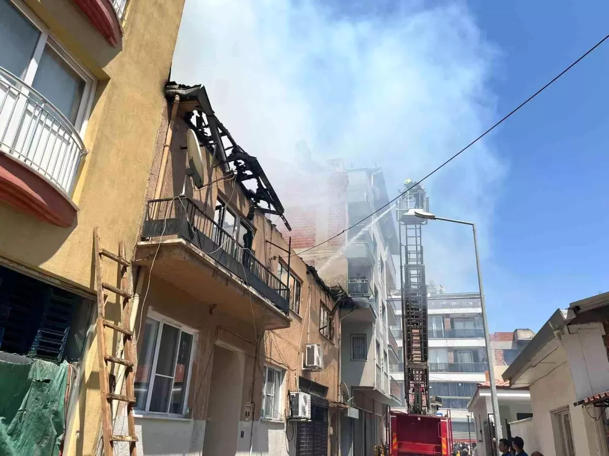 İncirliova'da Apartman Yangını: Bir Çocuk Kurtarıldı
