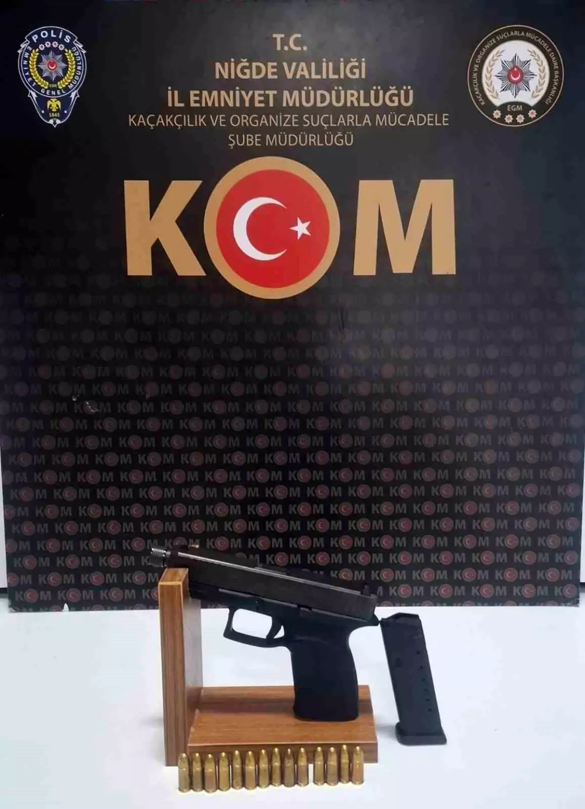 Niğde'de Sahte Alkol ve Ruhsatsız Silah Operasyonu: 3 Gözaltı