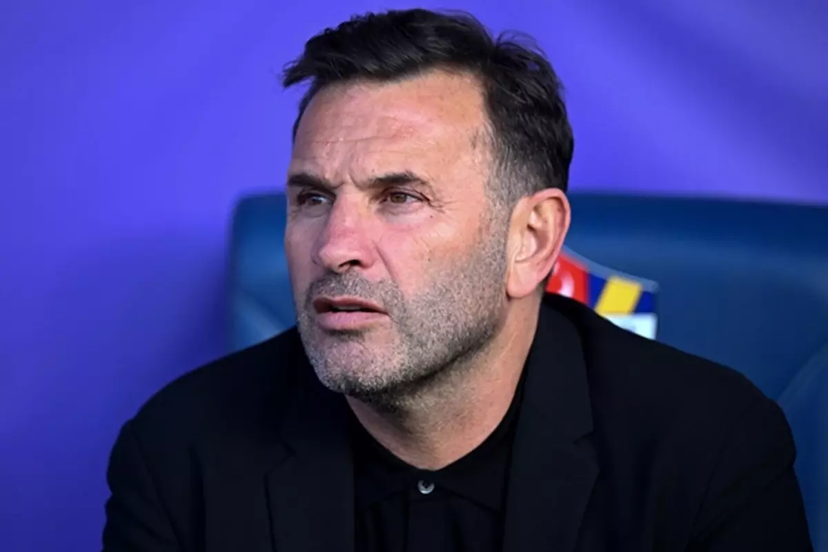 Okan Buruk'un yüzüne bakmadığı futbolcu için sıraya girdiler