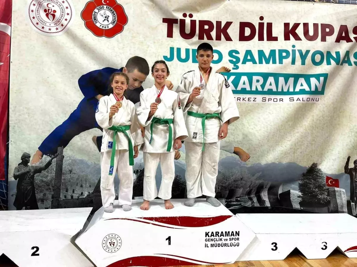 Karaman'da Judo Şampiyonası: Salihli Sporcuları İki Şampiyonluk Kazandı