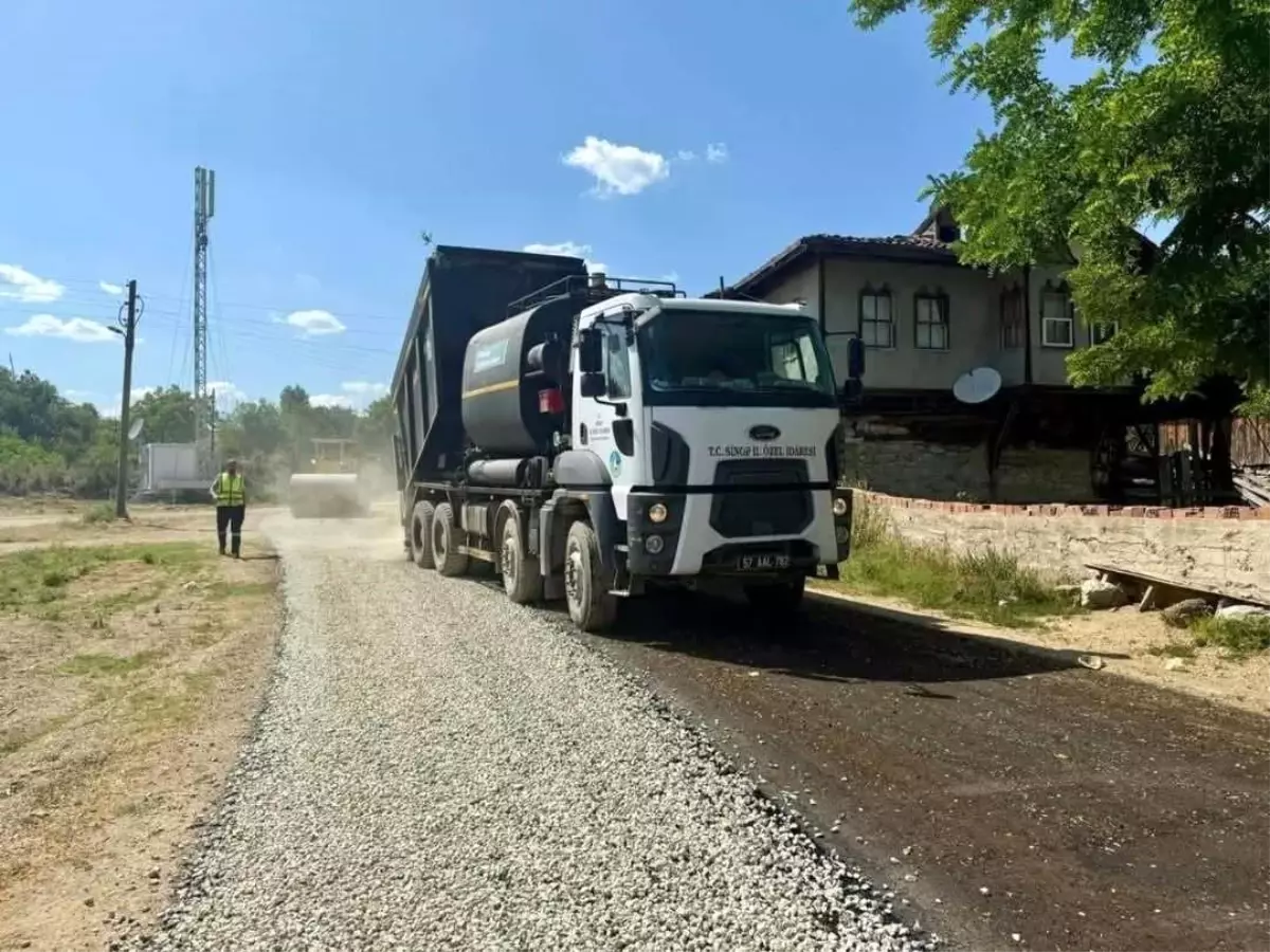 Saraydüzü'nde Köy Yolları İyileştirme Çalışmaları Başladı