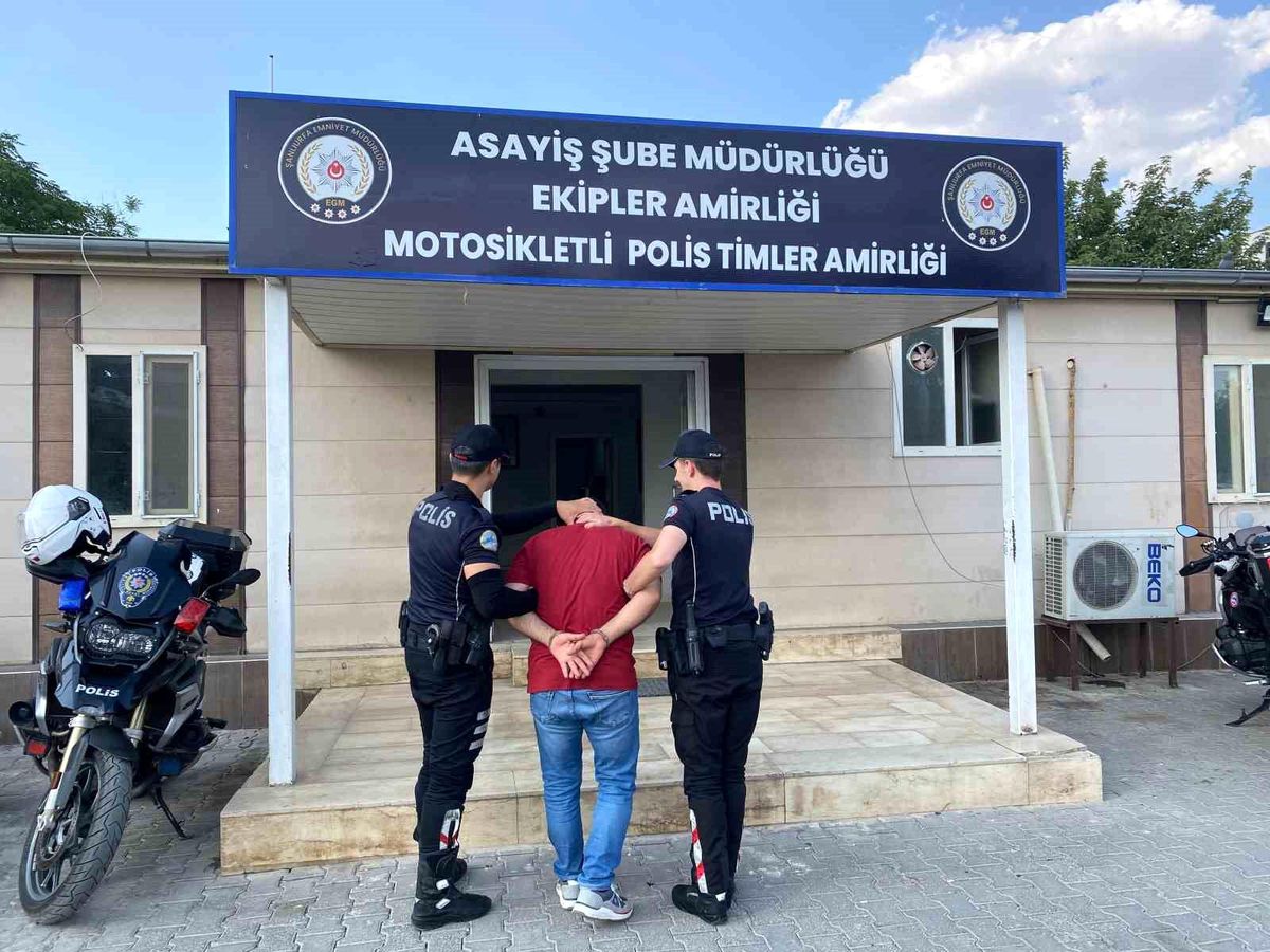 Şanlıurfa'da Ruhsatsız Silahla Yakalanan Şahıs Tutuklandı