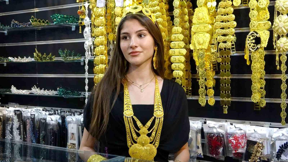 Altın Fiyatları Yükseliyor, İmitasyon Takılara İlgi Artıyor