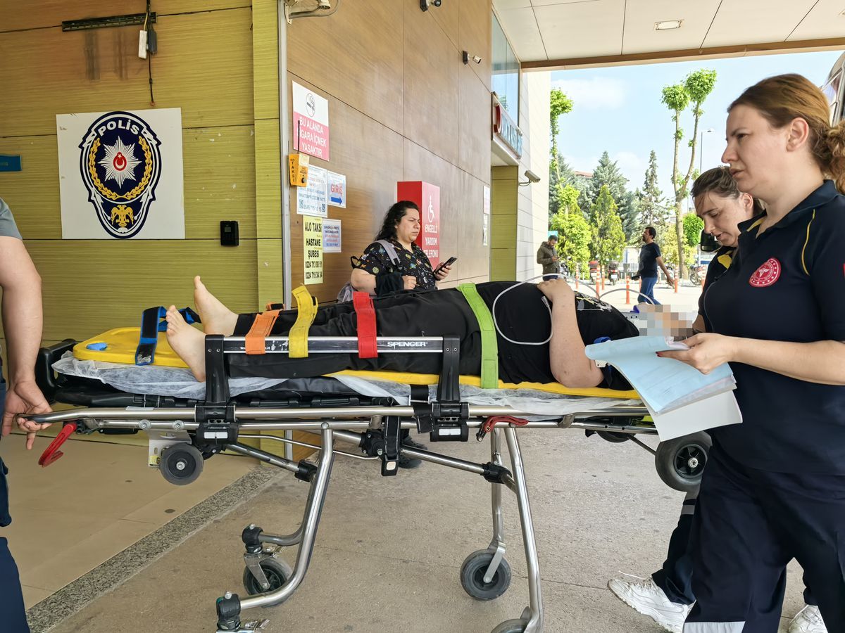 Bursa'da Motosiklet Kazası: 12 Yaşındaki Çocuk Ağır Yaralandı