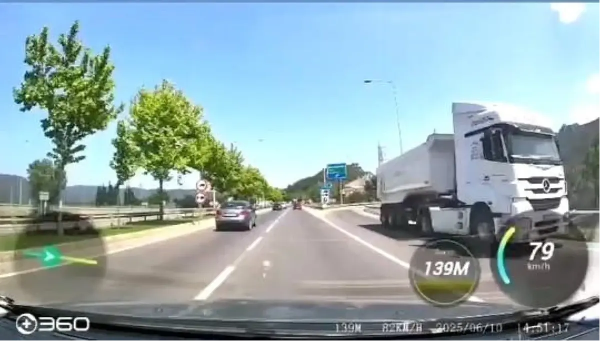 Bursa'da Tır Sürücüsü Ters Yöne Girdi