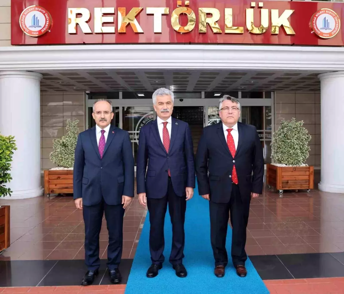 BEUN Rektörü İsmail Hakkı Özölçer, Danıştay Başkanı Zeki Yiğit'i Ağırladı