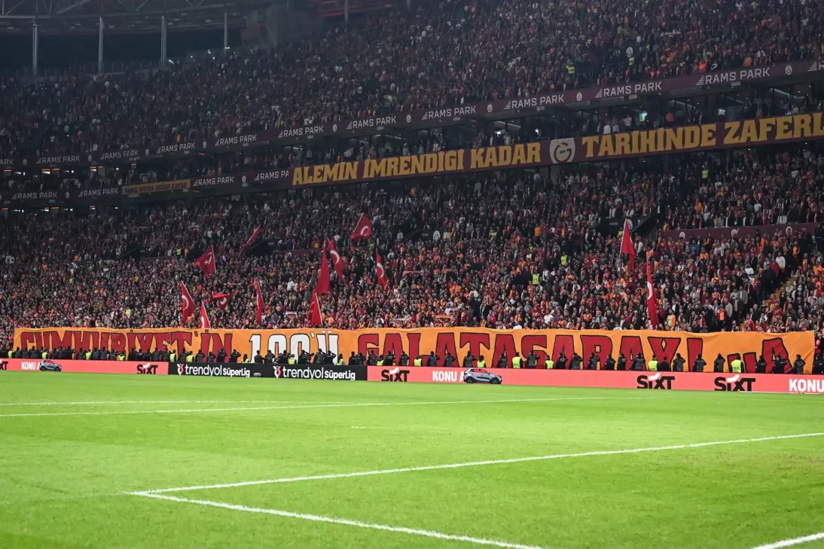 Eşi İstanbul'dan fotoğraf paylaştı! Galatasaray'a bir dünya yıldızı daha an meselesi