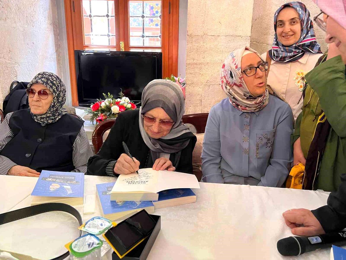 Gönüllülük Dünyasının Doktoru: Dr. Gülsen Ataseven'in Biyografisi Tanıtıldı