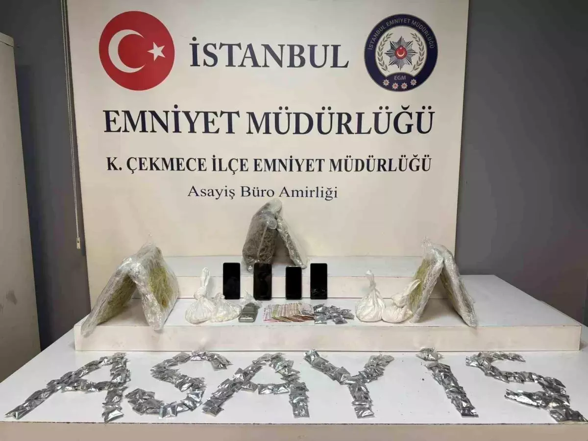 İstanbul'da Uyuşturucu Operasyonu: 836 Bin Hap Ele Geçirildi