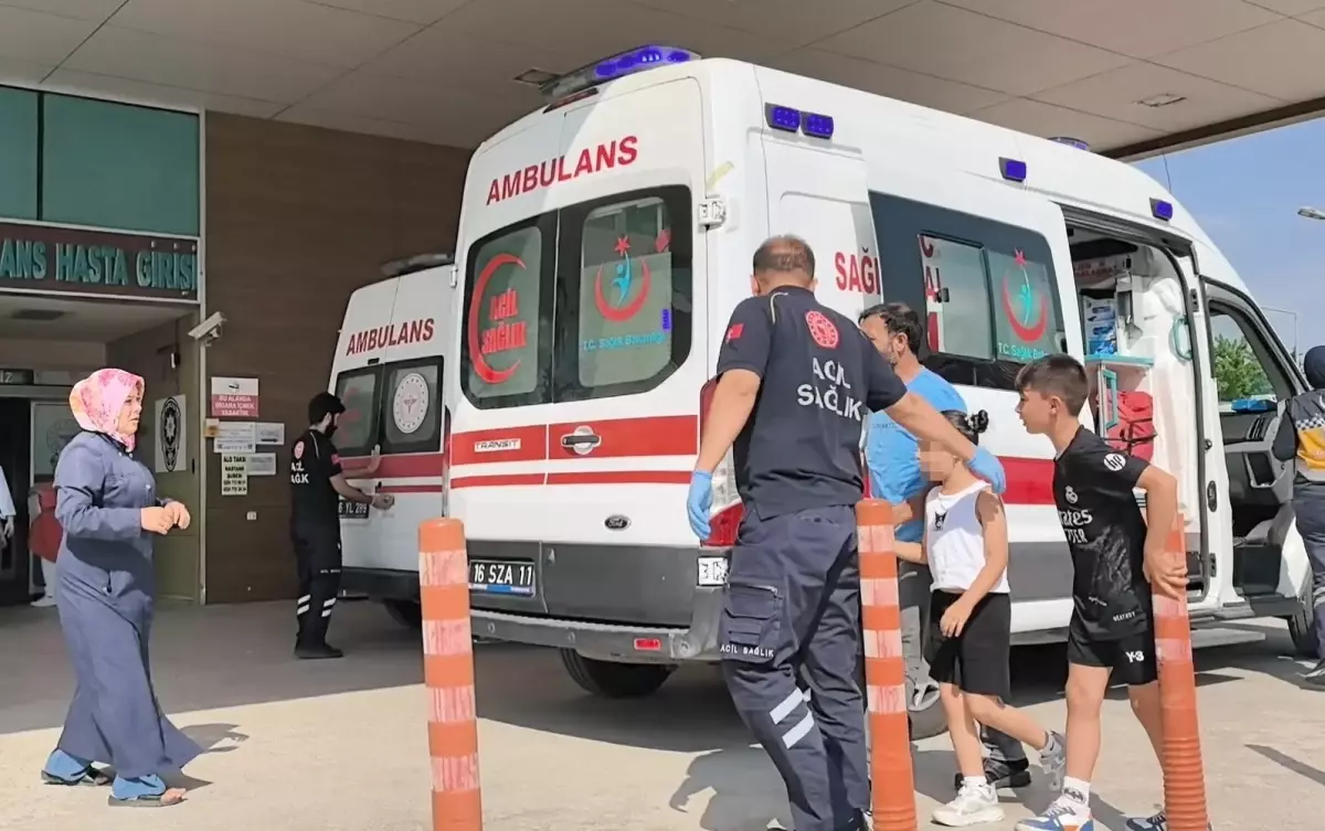 Bursa'da 9 Yaşındaki Kız Çocuğu Bıçakla Yaralandı