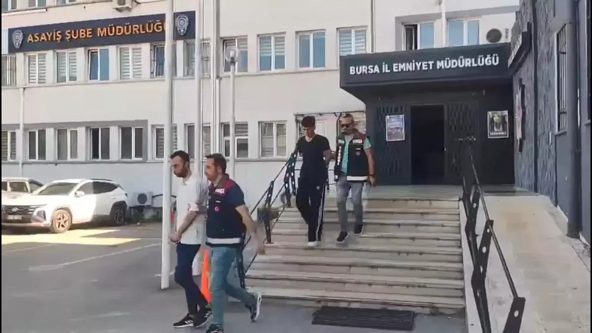 Bursa'da Dolandırıcılık Olayı: 700 Bin TL Değerinde Varlık Çalındı