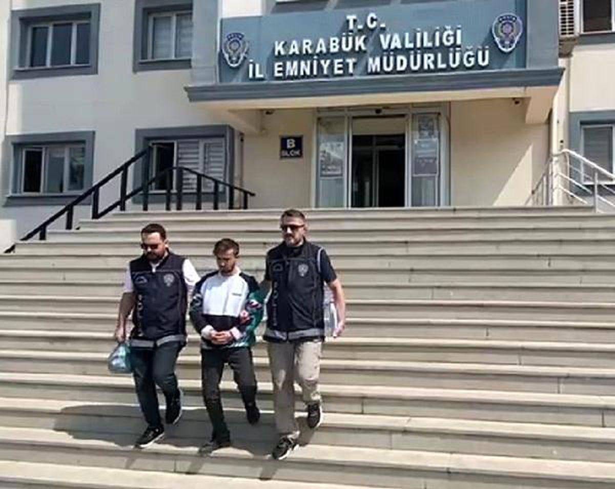 Karabük'te Tır Dorseleri Kundaklandı, Şahıs Tutuklandı
