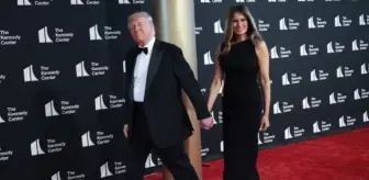Trump'a tiyatroda soğuk duş: Oyuncular sahneye çıkmayı reddetti