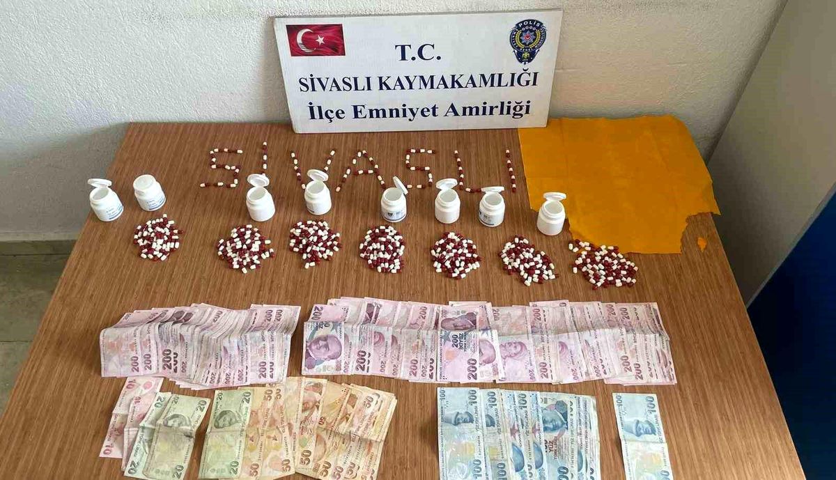 Uşak'ta Narkotik Operasyonu: 5 Şüpheli Gözaltına Alındı