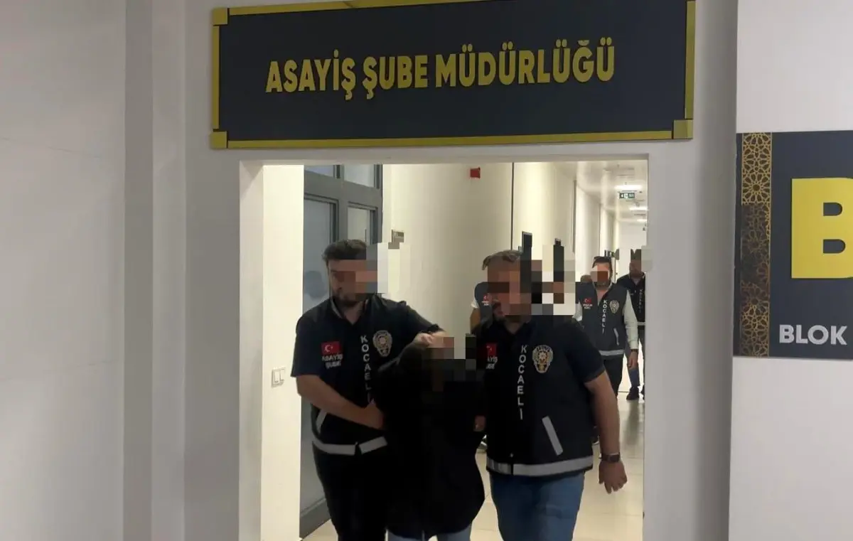 Kocaeli'de Aile Kavgasında Esnaf Hayatını Kaybetti