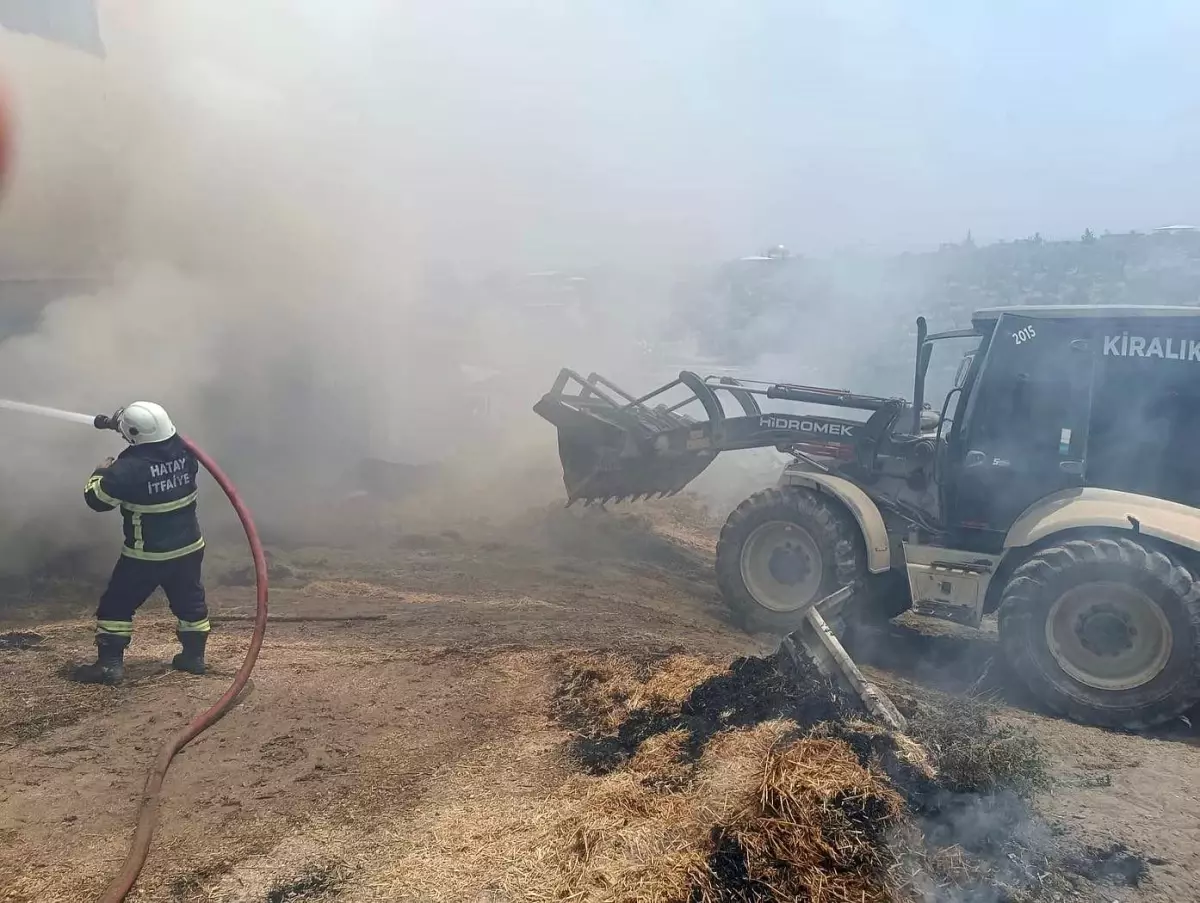 Hatay'da Samanlık Yangını Büyümeden Söndürüldü
