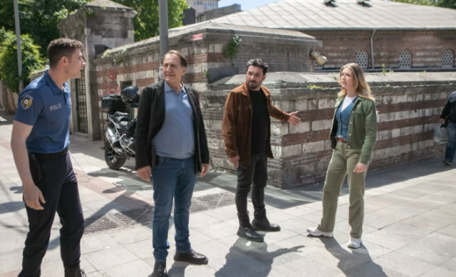 Arka Sokaklar CANLI izle! 13 Haziran Cuma KANAL D Arka Sokaklar yeni bölüm 716. BÖLÜM full HD canlı yayın izle!