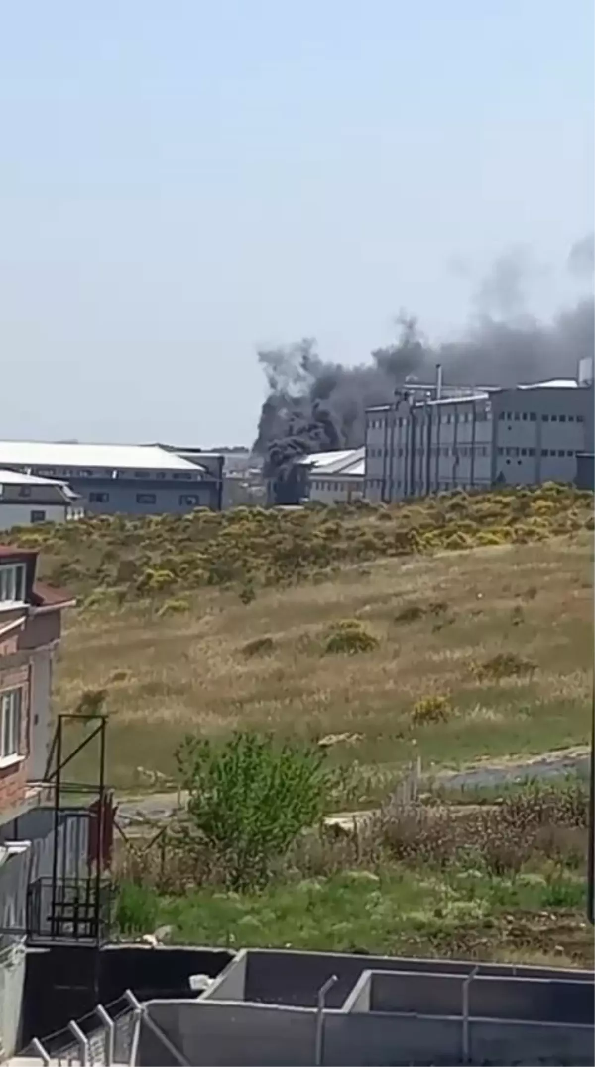 Arnavutköy'de iş yerinde yangın-2