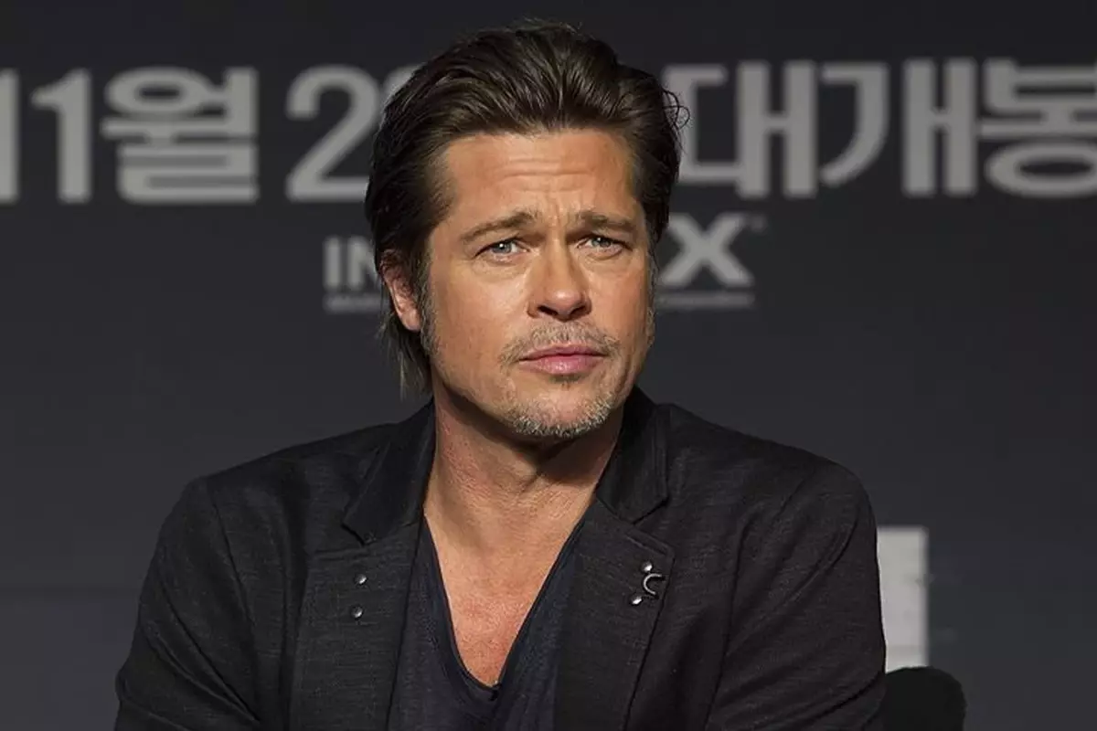 Brad Pitt: Hatalarımla yüzleşiyorum