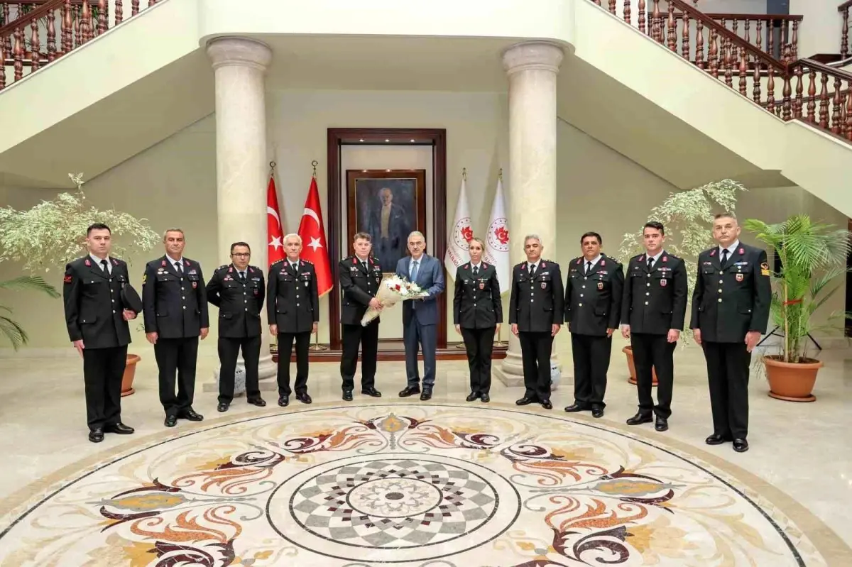Bursa Valisi Erol Ayyıldız, jandarma teşkilatının 186. kuruluş yılını kutladı