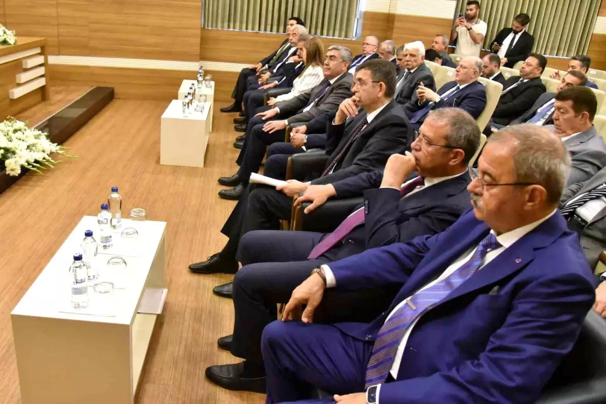 GSO Başkanı Ünverdi, Sanayicilerin Taleplerini Cumhurbaşkanı Yardımcısına İletti