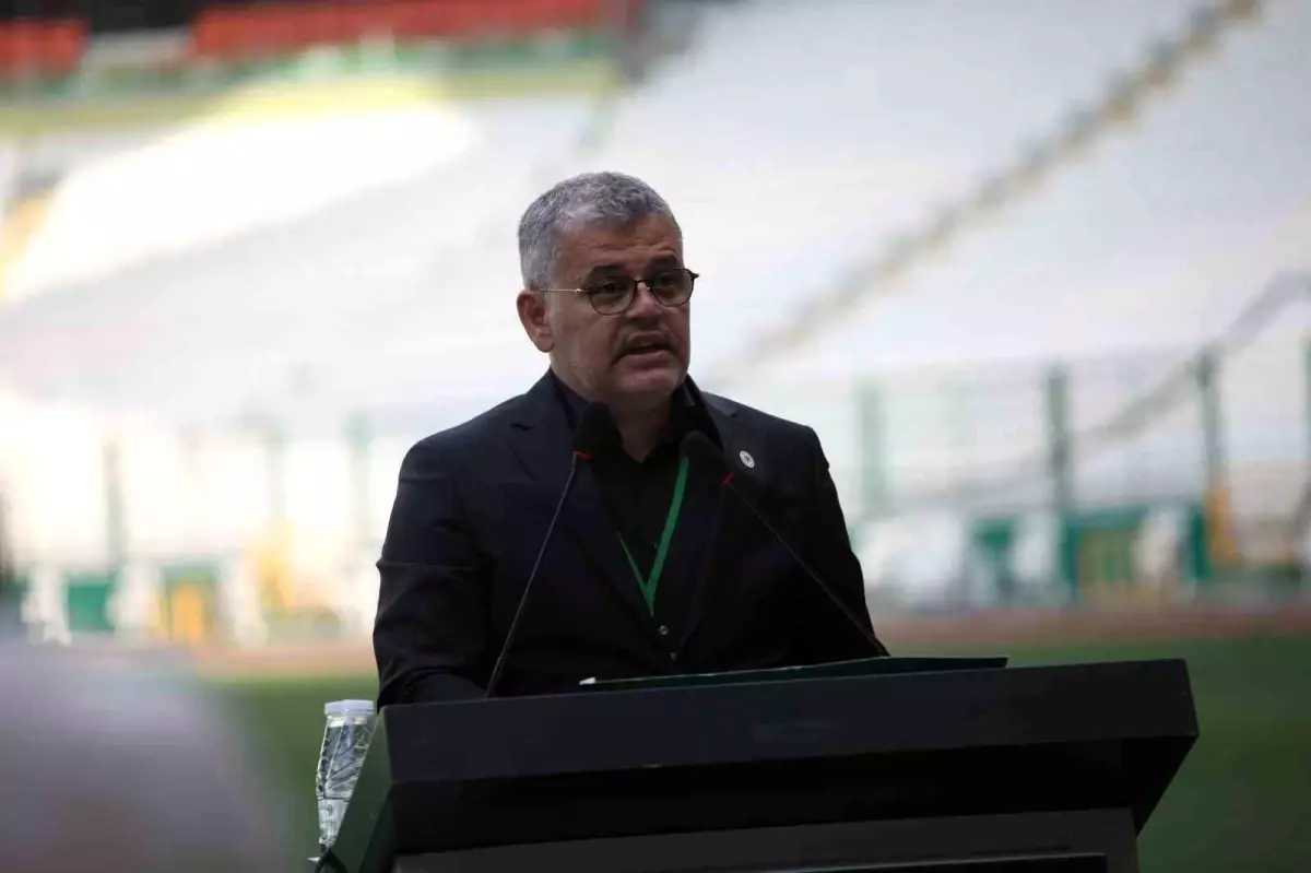 Konyaspor'un Yeni Başkanı Ömer Atiker Oldu