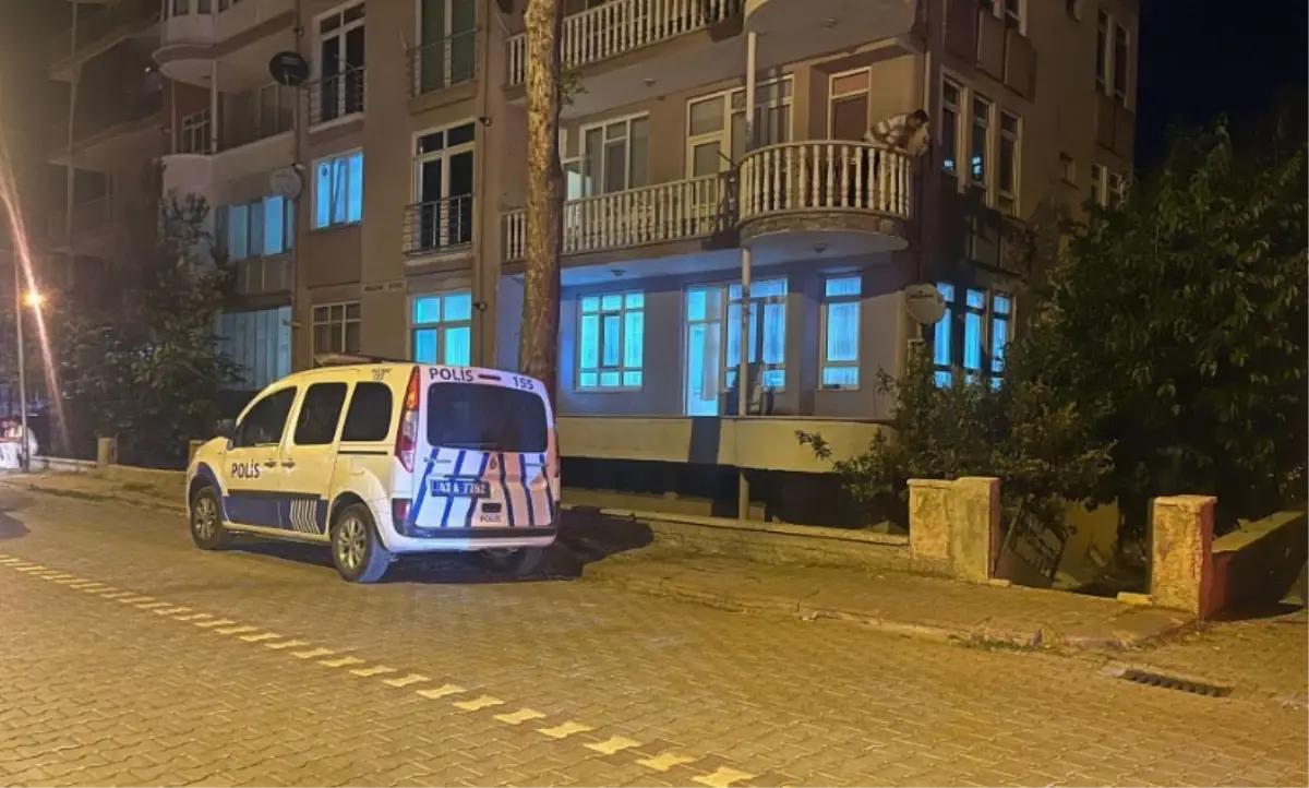 Astsubay ağabeyinin silahıyla oynarken kazara ablasını vurarak öldürdü