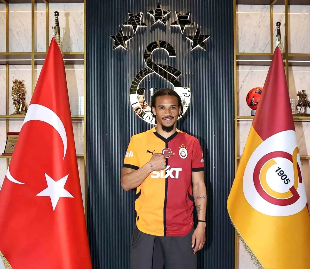 Galatasaray'ın Yeni Transferi Leroy Sane, FIFA Kulüpler Dünya Kupası'nda Oynayacak