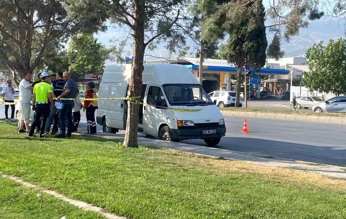 Kahramanmaraş'ta Park Halindeki Minibüste Bir Kişi Ölü Bulundu