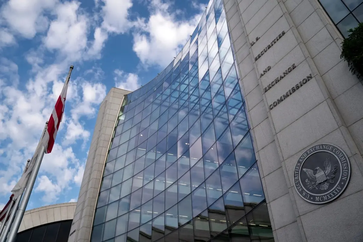 SEC eski yönetimin kripto kurallarını toplu halde iptal etti