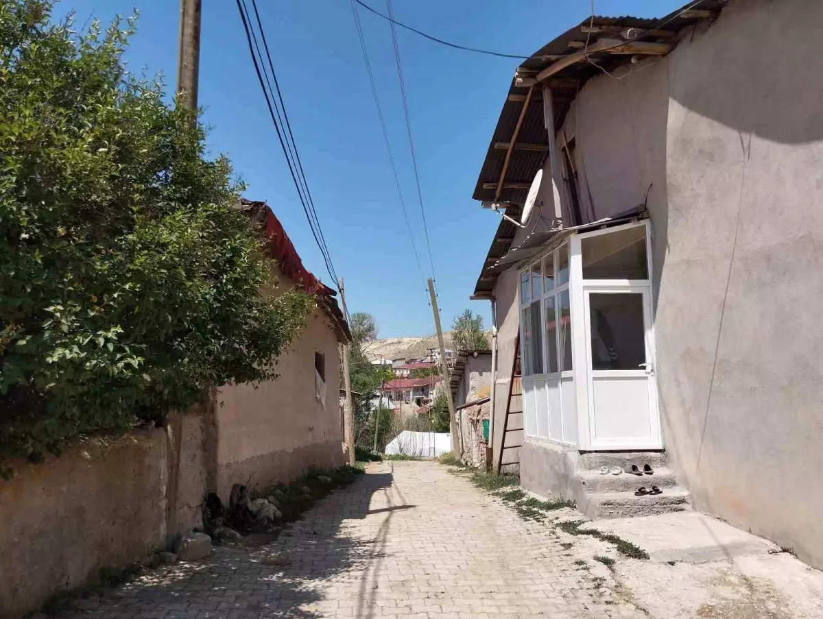 Sivas'ta 4.0 Büyüklüğünde Deprem Meydana Geldi